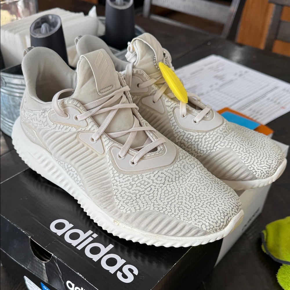 Adidas Light Gray Patterned Sneakers - image 1